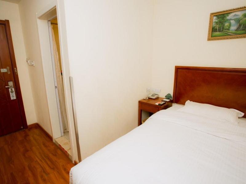 Greentree Inn Shandong Weifang Wanda Plaza Yuhe Road Express Hotel Екстер'єр фото